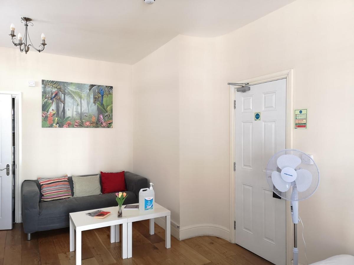 Park Villa Boutique Hostel London Exterior photo